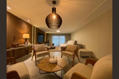 Casa para alugar com 380m², 6 quartos e 1 vaga Casa para alugar com 380m², 6 quartos e 1 vagaSala