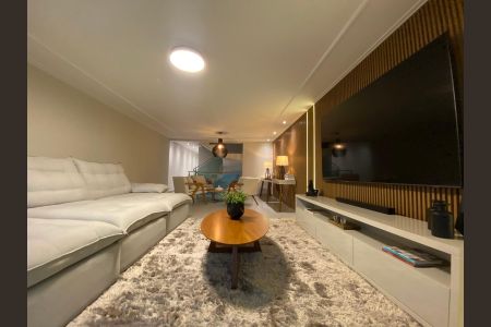 Casa para alugar com 380m², 6 quartos e 1 vaga Casa para alugar com 380m², 6 quartos e 1 vagaSala de TV