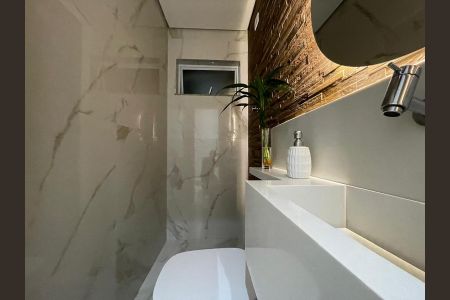 Casa para alugar com 380m², 6 quartos e 1 vaga Casa para alugar com 380m², 6 quartos e 1 vagaBanheiro