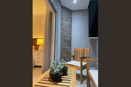 Casa para alugar com 380m², 6 quartos e 1 vaga Casa para alugar com 380m², 6 quartos e 1 vagaVaranda