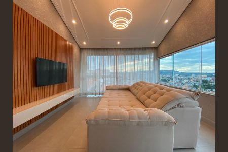 Casa para alugar com 380m², 6 quartos e 1 vaga Casa para alugar com 380m², 6 quartos e 1 vagaSala