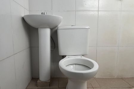 Apartamento para alugar com 37m², 2 quartos e sem vagaBanheiro