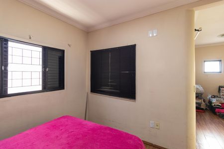 Casa à venda com 136m², 3 quartos e 3 vagas Casa à venda com 136m², 3 quartos e 3 vagasSuíte