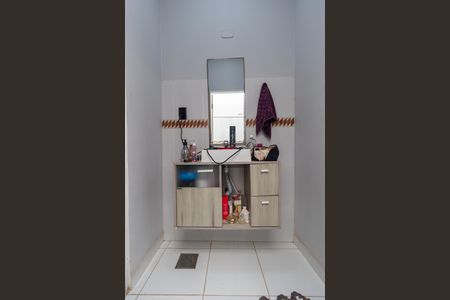 Casa à venda com 136m², 3 quartos e 3 vagas Casa à venda com 136m², 3 quartos e 3 vagasBanheiro dos Quartos 01 e 02