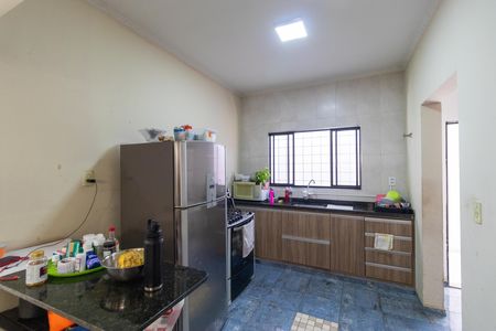 Casa à venda com 136m², 3 quartos e 3 vagas Casa à venda com 136m², 3 quartos e 3 vagasCozinha