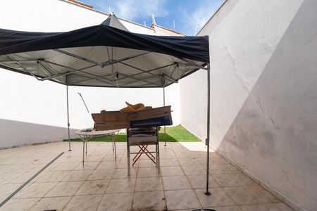 Casa à venda com 136m², 3 quartos e 3 vagas Casa à venda com 136m², 3 quartos e 3 vagasQuintal