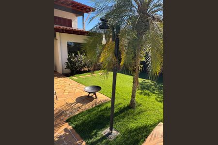 Área externa de casa à venda com 4 quartos, 608m² em Bairro das Palmeiras, Campinas