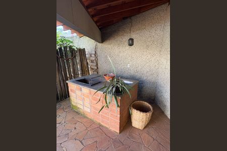 Área externa de casa à venda com 4 quartos, 608m² em Bairro das Palmeiras, Campinas