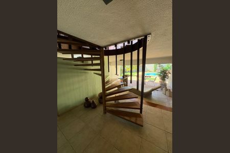 Sala de casa à venda com 4 quartos, 608m² em Bairro das Palmeiras, Campinas