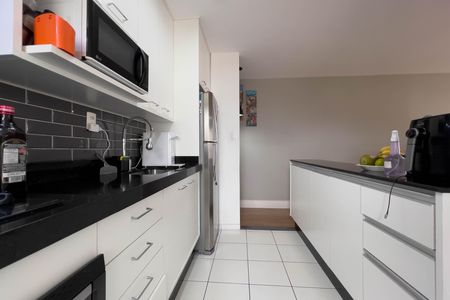 Apartamento à venda com 79m², 3 quartos e 2 vagasCozinha 