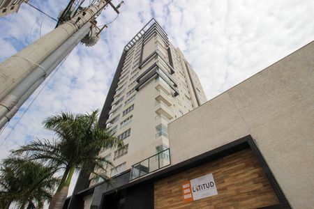 Apartamento para alugar com 105m², 3 quartos e 2 vagas