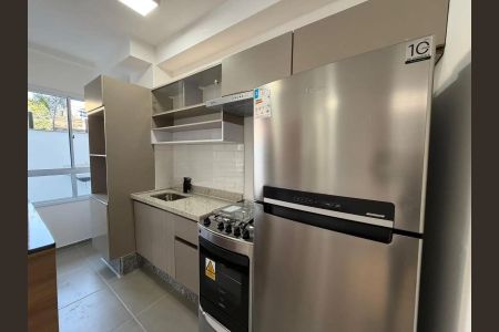 Cozinha de apartamento para alugar com 3 quartos, 75m² em Estoril, Belo Horizonte