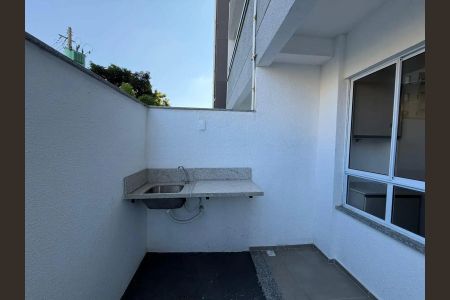Apartamento para alugar com 75m², 3 quartos e 2 vagas Apartamento para alugar com 75m², 3 quartos e 2 vagasÁrea de serviço