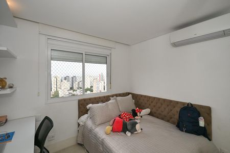 Apartamento à venda com 260m², 3 quartos e 4 vagasSuíte 2