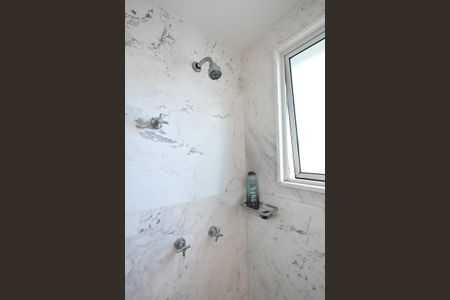 Apartamento à venda com 260m², 3 quartos e 4 vagasBanheiro 1 da  Suíte 1