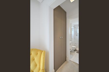 Apartamento à venda com 260m², 3 quartos e 4 vagasBanheiro 1 da  Suíte 1