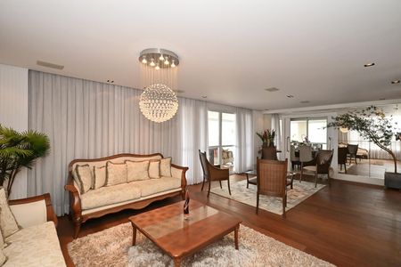 Apartamento à venda com 260m², 3 quartos e 4 vagasSala