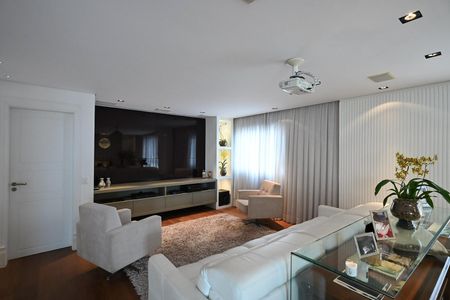 Apartamento à venda com 260m², 3 quartos e 4 vagasSala de Tv