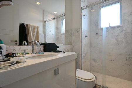 Apartamento à venda com 260m², 3 quartos e 4 vagasBanheiro 1 da  Suíte 1