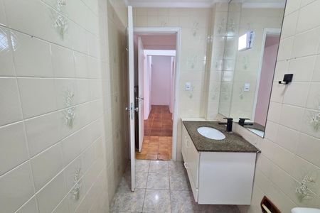 Apartamento para alugar com 168m², 4 quartos e 2 vagas Apartamento para alugar com 168m², 4 quartos e 2 vagasBanheiro da Suíte 1