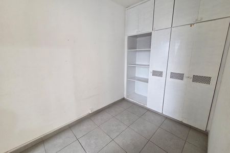 Apartamento para alugar com 168m², 4 quartos e 2 vagas Apartamento para alugar com 168m², 4 quartos e 2 vagasQuarto de Serviço