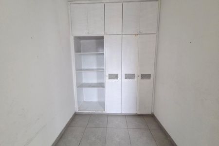 Apartamento para alugar com 168m², 4 quartos e 2 vagas Apartamento para alugar com 168m², 4 quartos e 2 vagasQuarto de Serviço