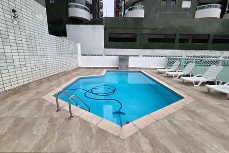 Apartamento para alugar com 168m², 4 quartos e 2 vagas Apartamento para alugar com 168m², 4 quartos e 2 vagasÁrea comum - Piscina