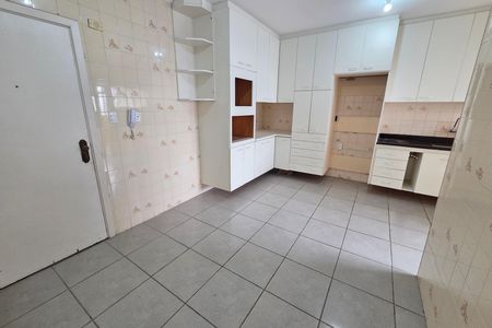 Apartamento para alugar com 168m², 4 quartos e 2 vagas Apartamento para alugar com 168m², 4 quartos e 2 vagasCozinha