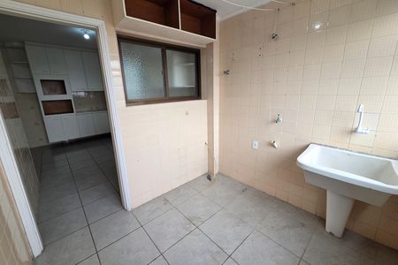 Apartamento para alugar com 168m², 4 quartos e 2 vagas Apartamento para alugar com 168m², 4 quartos e 2 vagasÁrea de Serviço
