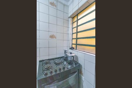 Casa à venda com 180m², 2 quartos e 2 vagas Casa à venda com 180m², 2 quartos e 2 vagasCozinha