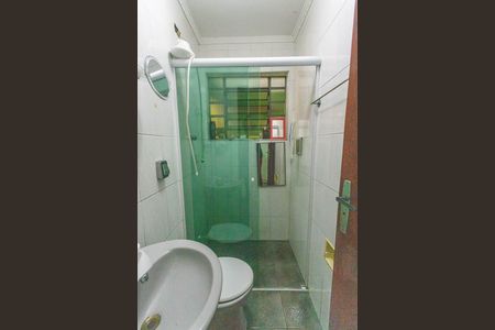 Casa à venda com 180m², 2 quartos e 2 vagas Casa à venda com 180m², 2 quartos e 2 vagasBanheiro 2