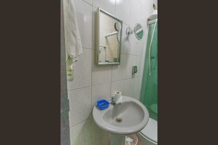 Casa à venda com 180m², 2 quartos e 2 vagas Casa à venda com 180m², 2 quartos e 2 vagasBanheiro 2