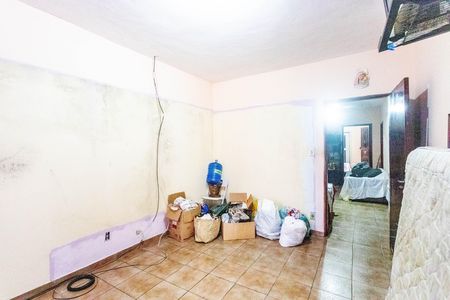 Casa à venda com 180m², 2 quartos e 2 vagas Casa à venda com 180m², 2 quartos e 2 vagasQuarto 1