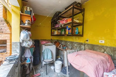 Casa à venda com 180m², 2 quartos e 2 vagas Casa à venda com 180m², 2 quartos e 2 vagasÁrea de serviço