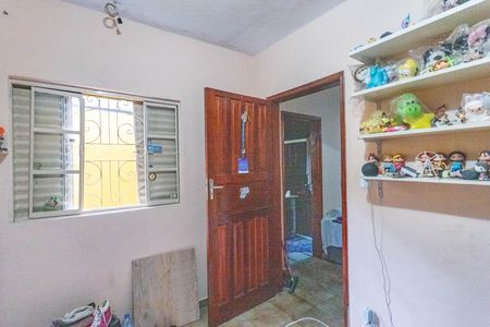 Casa à venda com 180m², 2 quartos e 2 vagas Casa à venda com 180m², 2 quartos e 2 vagasQuarto 2