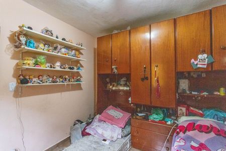 Casa à venda com 180m², 2 quartos e 2 vagas Casa à venda com 180m², 2 quartos e 2 vagasQuarto 2