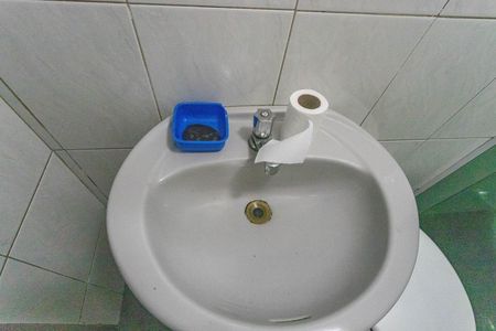 Casa à venda com 180m², 2 quartos e 2 vagas Casa à venda com 180m², 2 quartos e 2 vagasBanheiro 2
