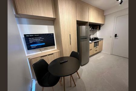 Apartamento à venda com 21m², 1 quarto e sem vaga Apartamento à venda com 21m², 1 quarto e sem vagaFoto 02