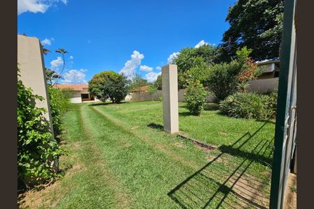 Casa à venda com 200m², 3 quartos e 5 vagas Casa à venda com 200m², 3 quartos e 5 vagasÁrea externa