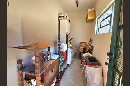 Casa à venda com 200m², 3 quartos e 5 vagas Casa à venda com 200m², 3 quartos e 5 vagasÁrea de Serviço