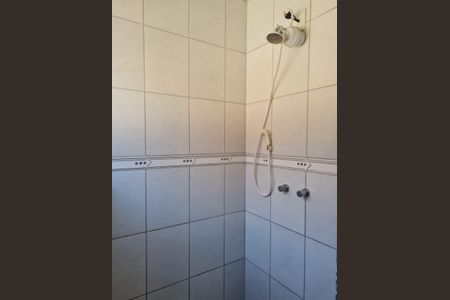 Casa à venda com 200m², 3 quartos e 5 vagas Casa à venda com 200m², 3 quartos e 5 vagasBanheiro