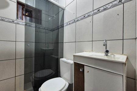 Casa para alugar com 65m², 2 quartos e 2 vagas Casa para alugar com 65m², 2 quartos e 2 vagasBanheiro