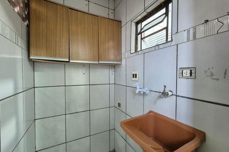 Casa para alugar com 65m², 2 quartos e 2 vagas Casa para alugar com 65m², 2 quartos e 2 vagasÁrea de Serviço