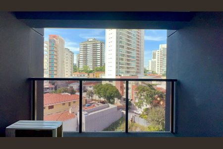 Varanda de kitnet/studio para alugar com 1 quarto, 29m² em Pompeia, São Paulo