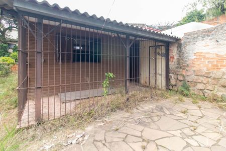 Quintal de casa à venda com 2 quartos, 104m² em São José, Porto Alegre