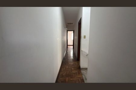 Corredor de casa à venda com 3 quartos, 120m² em Vila Libanesa, São Paulo