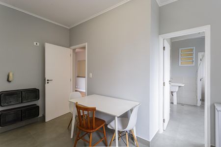 Apartamento para alugar com 100m², 2 quartos e 2 vagas Apartamento para alugar com 100m², 2 quartos e 2 vagasCozinha