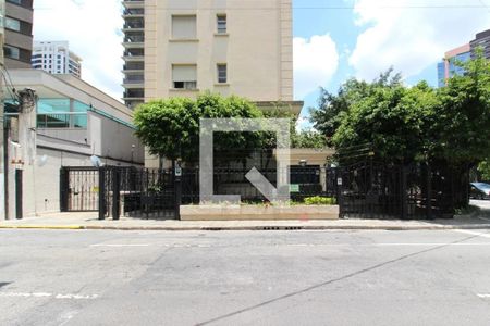 Apartamento para alugar com 100m², 2 quartos e 2 vagas Apartamento para alugar com 100m², 2 quartos e 2 vagasFachada