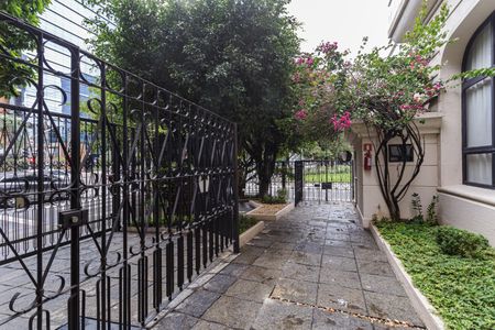 Apartamento para alugar com 100m², 2 quartos e 2 vagas Apartamento para alugar com 100m², 2 quartos e 2 vagasÁrea comum
