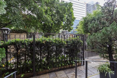 Apartamento para alugar com 100m², 2 quartos e 2 vagas Apartamento para alugar com 100m², 2 quartos e 2 vagasÁrea comum